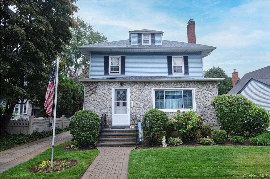 homes for sale in Floral Park
